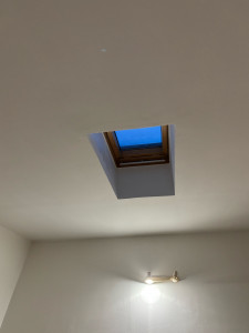 Photo de galerie - Mise en peinture plafond et mur 