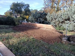 Photo de galerie - Terrassement derrière mur en bloc Vauban 