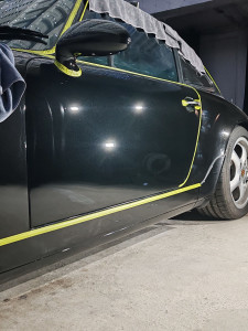 Photo de galerie - Polissage de la carrosserie après