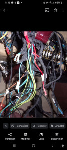 Photo de galerie - RÉPARATION CIRCUIT ÉLECTRIQUE DE VOITURES ET TOUT LES CIRCUIT ÉLECTRONIQUE ET TOUT LES PROBLÈMES ANTI DÉMARRAGES BSI CALCULATEUR ECT........ APPELLER MOI POUR TOUT RENSEIGNEMENT 