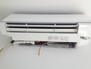 Photo de galerie - Pose unité intérieure pour raccordement 