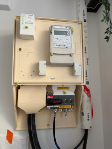 Photo de galerie - Branchement triphasé 