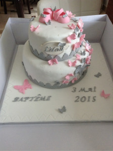 Photo de galerie - Gâteau de baptême 