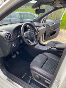 Photo de galerie - Nettoyage Mercedes