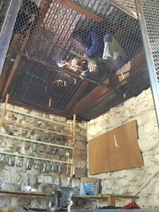Photo de galerie - Réalisation d'une cage de protection pour matériel