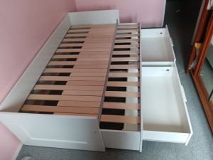 Photo de galerie - Montage d'un lit BRIMMES IKEA