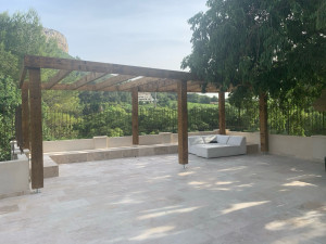 Photo de galerie - Fabrication tonnelle bois 