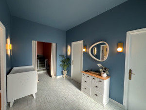 Photo de galerie - Mise en conformité des prises(mises à la terre), interrupteurs et tableau électrique triphasés  d’une maison. 