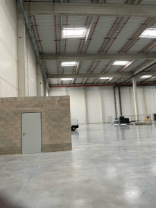 Photo de galerie - Dhl Orléans avec accès il de France sud