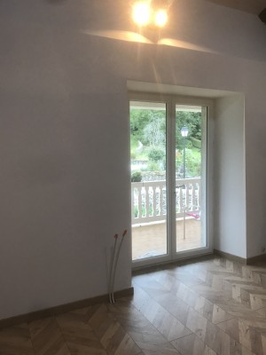 Photo de galerie - Placo + enduit + peinture sur papier de verre