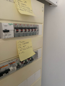 Photo de galerie - Installer et dépanner suivant les normes en vigueur 