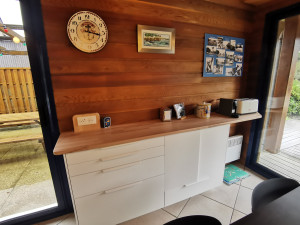 Photo de galerie - Montage de meuble de cuisine + création du plan de travail sur mesure + huilage