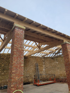 Photo de galerie - Fabrication et pose d'une charpente traditionnelle 