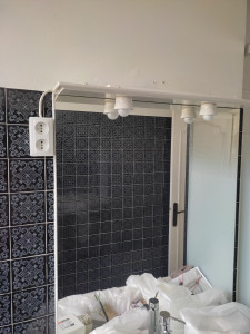 Photo de galerie - Fixation de prise double et réfection de câblage dans l'appartement.