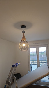 Photo de galerie - Instalation luminaire 