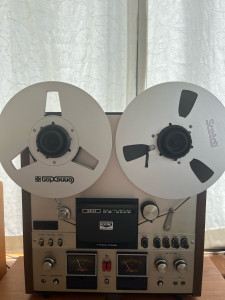 Photo de galerie - Numérisation des supports analogiques, bandes, magnétiques, cassette, vidéo, cassette, audio, vinyle