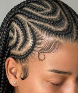 Photo de galerie - Coiffure sur cheveux lisses 
