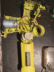 Photo de galerie - Remise en état d'un taille haie