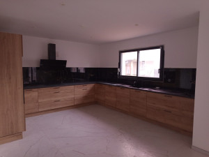 Photo de galerie - Pose la cuisine sur mesure 