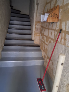 Photo de galerie - Nettoie les communs dans les résidences principales ou secondaire 

