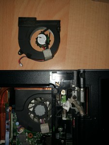 Photo de galerie - Remplacement du ventilateur du processeur d'un ordinateur portable