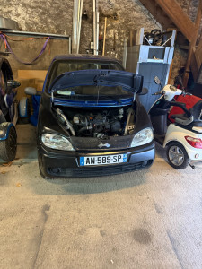 Photo de galerie - Remplace faisceau plus embrayage sur une voiture sans permis