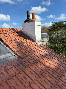 Photo de galerie - Reprise abergement de cheminée.