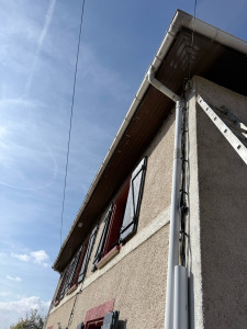Photo de galerie - Nettoyé les gouttières 