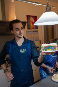 Photo de galerie - Je réalise des ateliers de cuisine/pâtisserie pour les enfants depuis 4 ans et ils adorent ça ! Tout est clé en mains : vous n'aurez rien à organiser à part nous fournir une cuisine et réunir les amis de vos enfants pour constituer un groupe :)