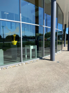 Photo de galerie - Nettoyage de vitres