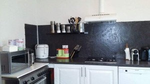Photo de galerie - Béton minéral et peinture et voilà une nouvelle cuisine