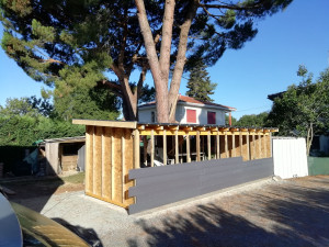 Photo de galerie - Réalisation d'un abris de jardin, bardage pvc