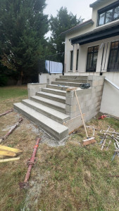 Photo de galerie - Création d’un escalier coffre coule carrelé 