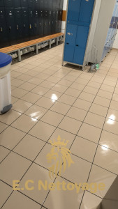 Photo de galerie - Nettoyage quotidien de vestiaire 