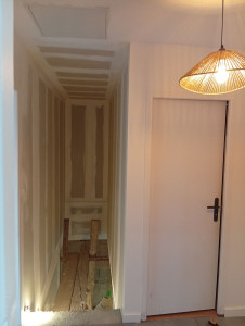 Photo de galerie - Pose placo enduit et peinture par la suite dans une cage escalier très difficile d'accès 