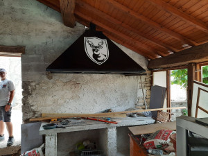 Photo de galerie - Fabrication de la hotte avec peinture
