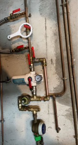 Photo de galerie - Mise en fonctionnement d’un by-pass pour adoucisseur d’eau 