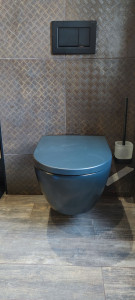 Photo de galerie - Installation WC suspendu Noir. 