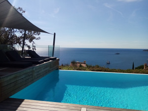 Photo de galerie - Entretien de piscine 