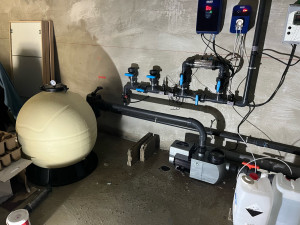 Photo de galerie - Mise en place d’une pompe à vitesse variable et d’un gros filtre en diamètre 750
