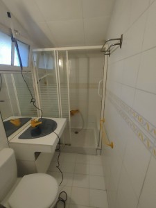 Photo de galerie - Installation du salle de bain ( avant travaux)