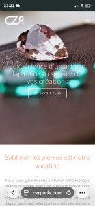 Photo de galerie - CZR Paris  Site vitrine au design élégant et immersif, valorisant un savoir-faire artisanal d’exception autour des pierres précieuses. Parcours épuré, mise en valeur du travail artisanal et prise de contact simplifiée pour des projets sur-mesure. 