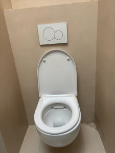 Photo de galerie - Installation d’un WC suspendu