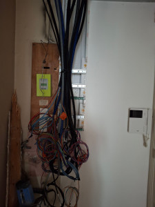 Photo de galerie - Poser le GTL d'un appartement paris

