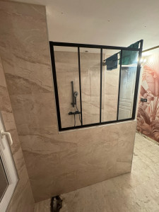 Photo de galerie - Renovation de cette salle de bain, Placo, plomberie, carrelage verrière, etc.(APRÈS )