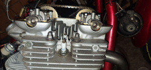 Photo de galerie - Réglage jeux aux soupapes et calage distrib xj600