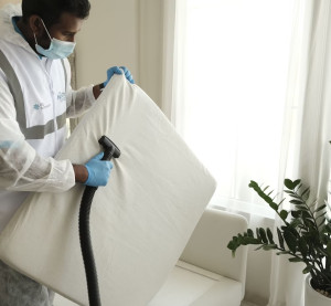 Photo de galerie - Désinfection de chaises dans un appartement (91)