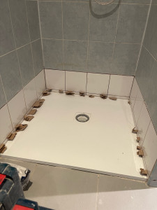 Photo de galerie - Dépose et la pose de bac à douche 