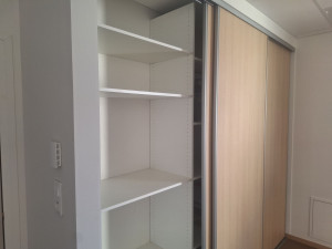 Photo de galerie - Création de meuble pour placard sur mesure
