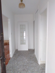 Photo de galerie - Couloir d une entrée après rénovation 